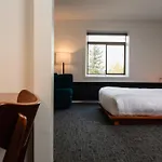 Hotel Leo