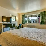 Coachman Inn