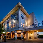 Fairhaven Village Inn