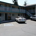 Shamrock Motel