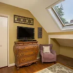 Moon Dance Bed & Breakfast