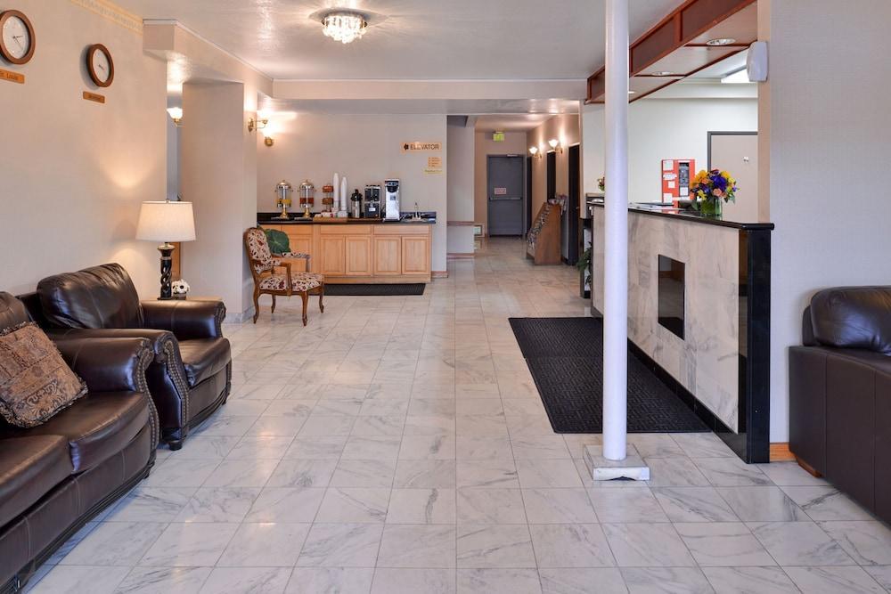 Hotel Rodeway 2*