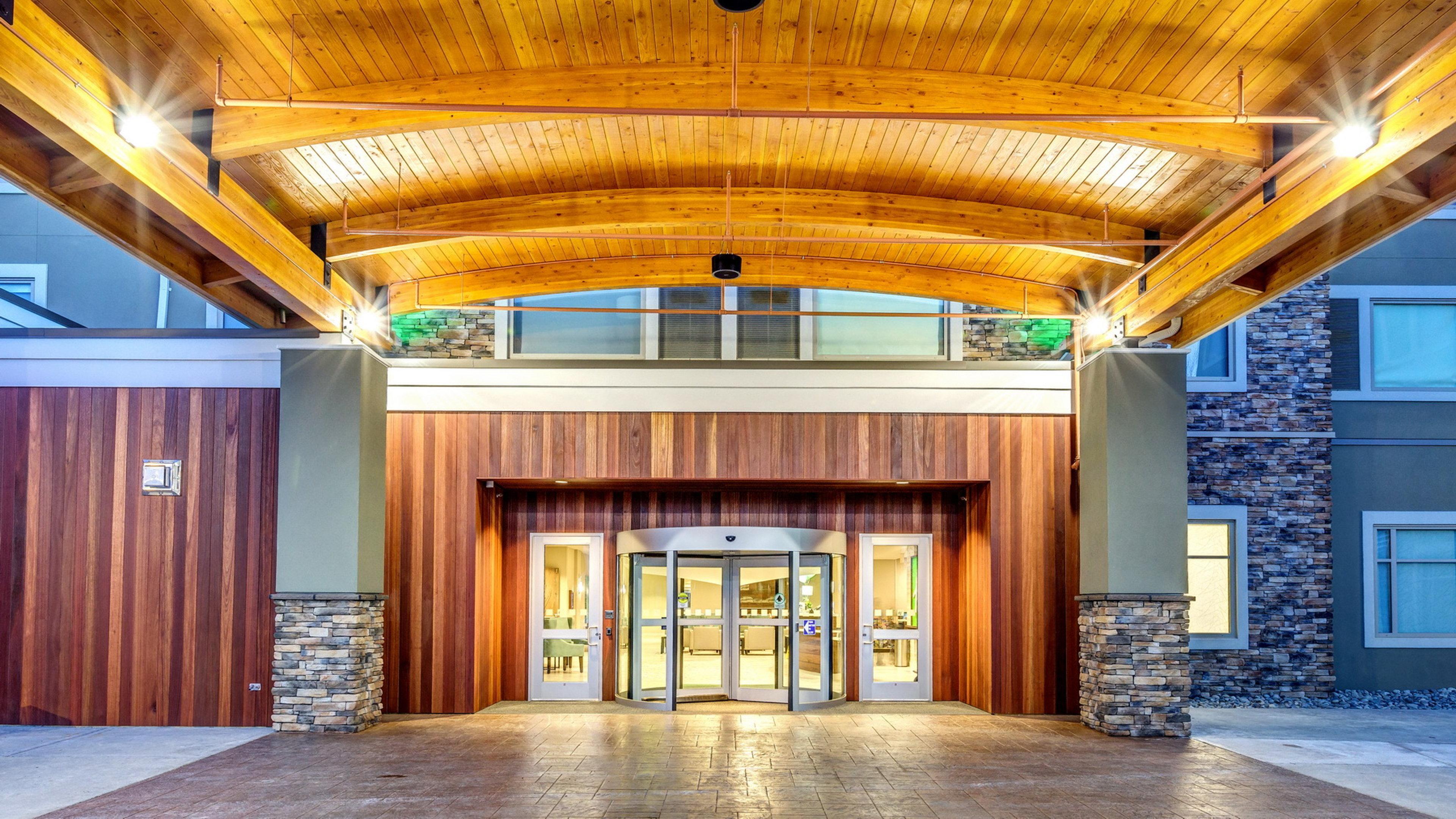 Holiday Inn & Suites Bellingham By Ihg Bellingham