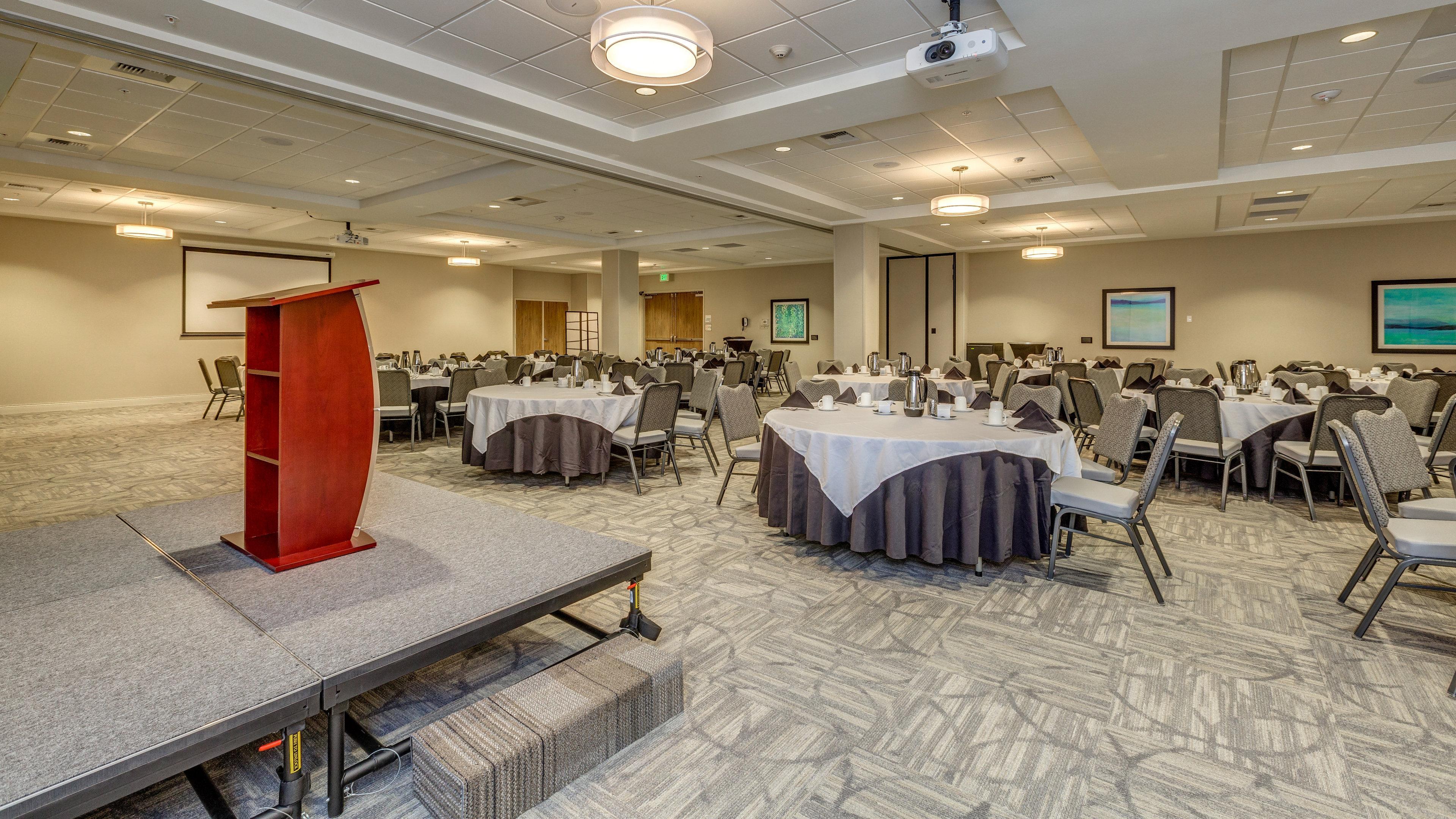 Holiday Inn & Suites Bellingham By Ihg Hotel Bellingham
