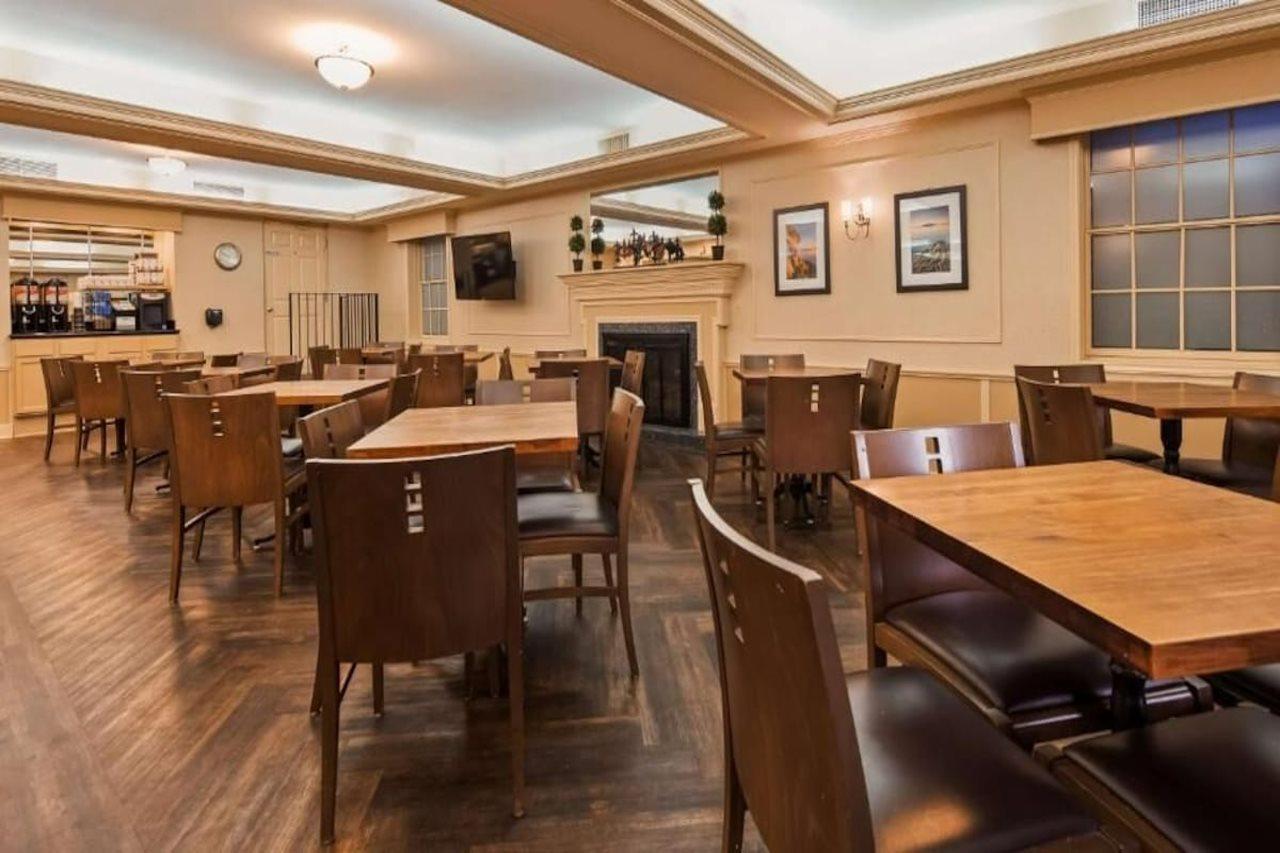 Wingate By Wyndham Heritage Hotel