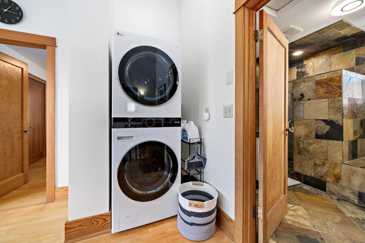 Fountain District Craftsman Holiday home Bellingham