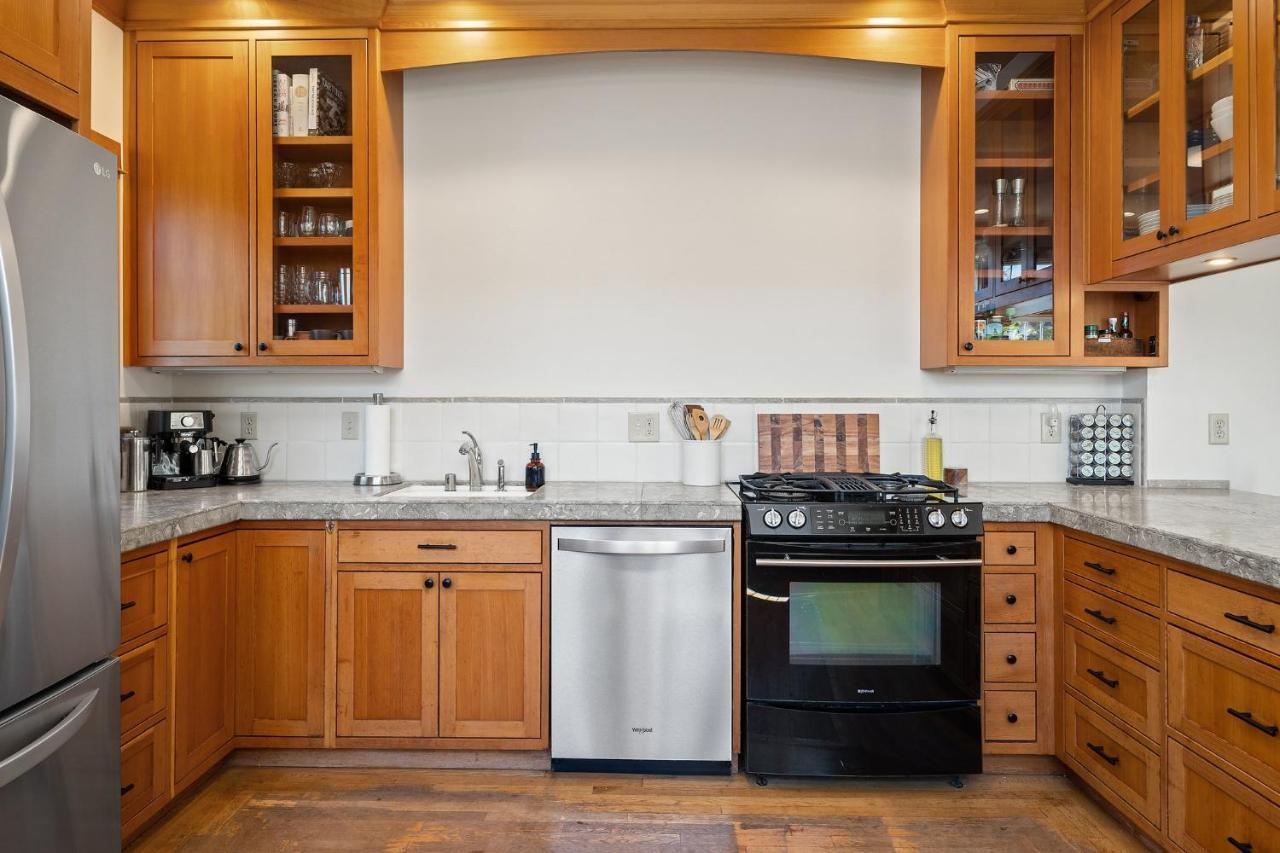Fountain District Craftsman * Bellingham