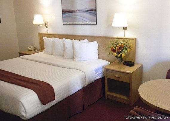 Morningglory & Motel Bellingham