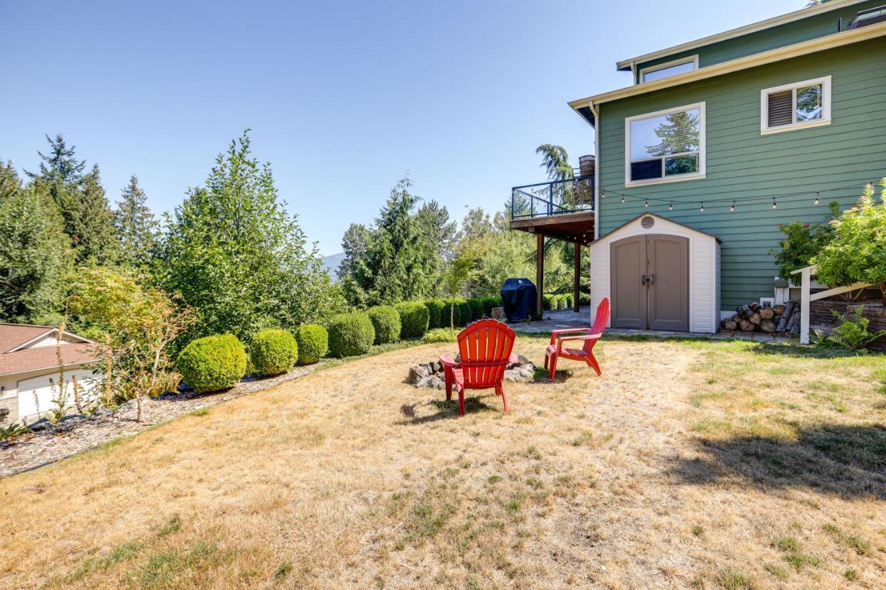 Holiday home Modern Retreat Near Galbraith Mountain!