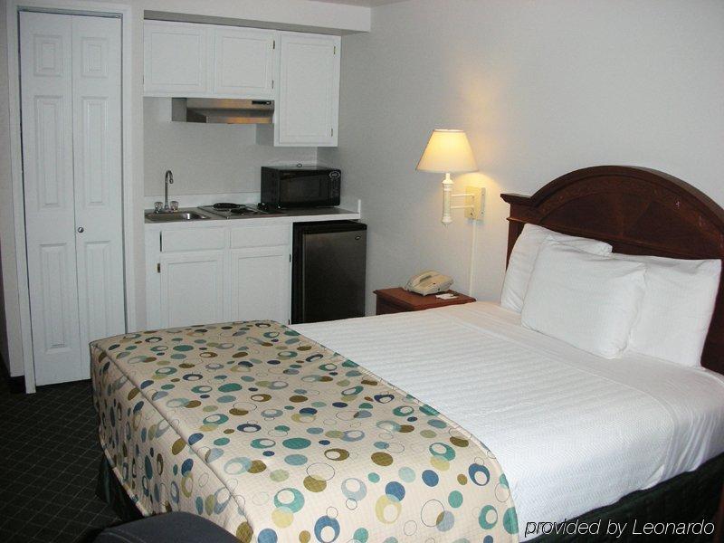 Baymont & By Wyndham Hotel