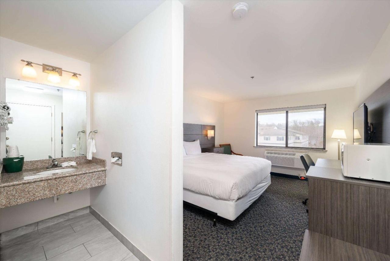 Baymont & By Wyndham Hotel Bellingham