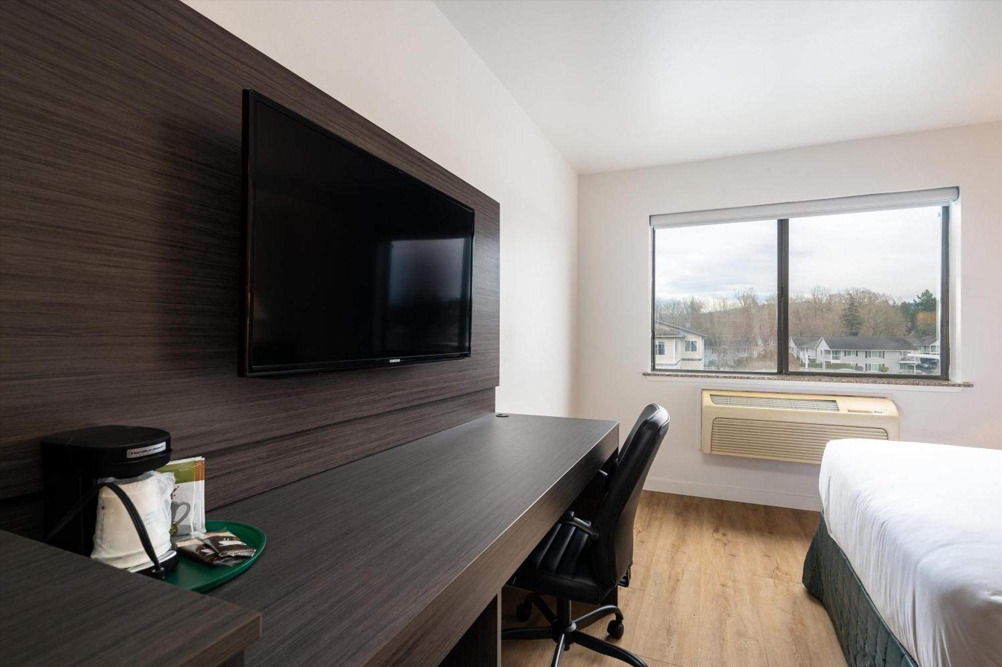 Baymont & By Wyndham Hotel 2*