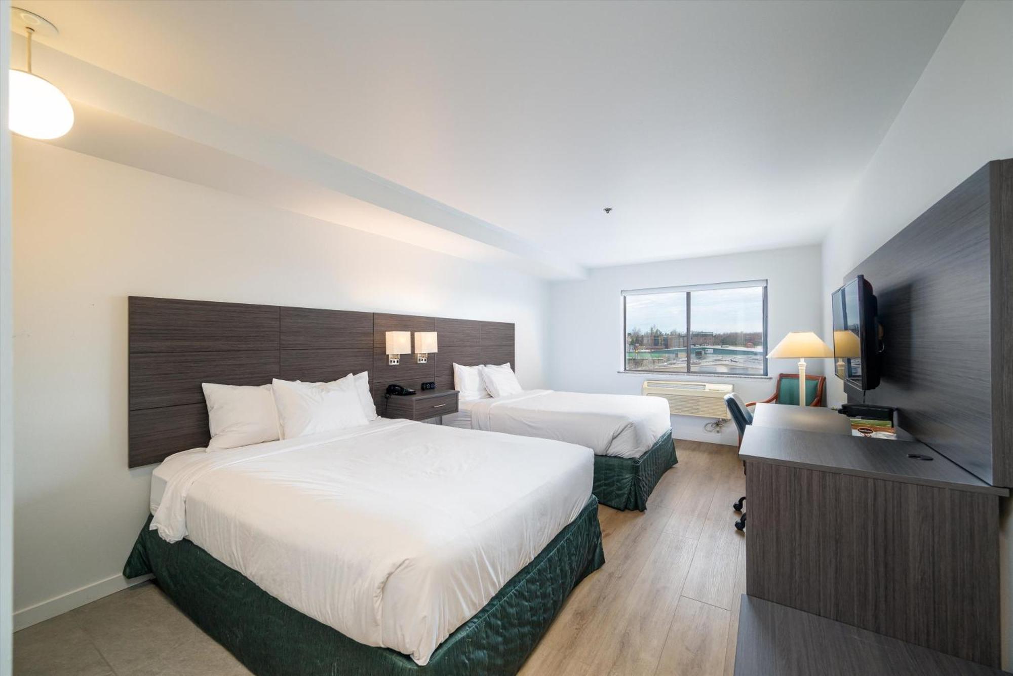 Baymont & By Wyndham Bellingham