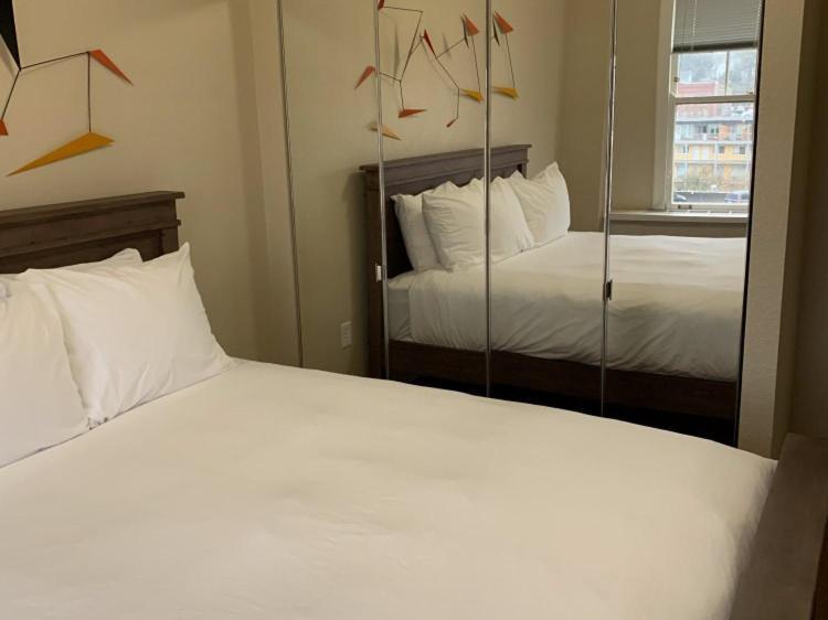 Leo Hotel Bellingham