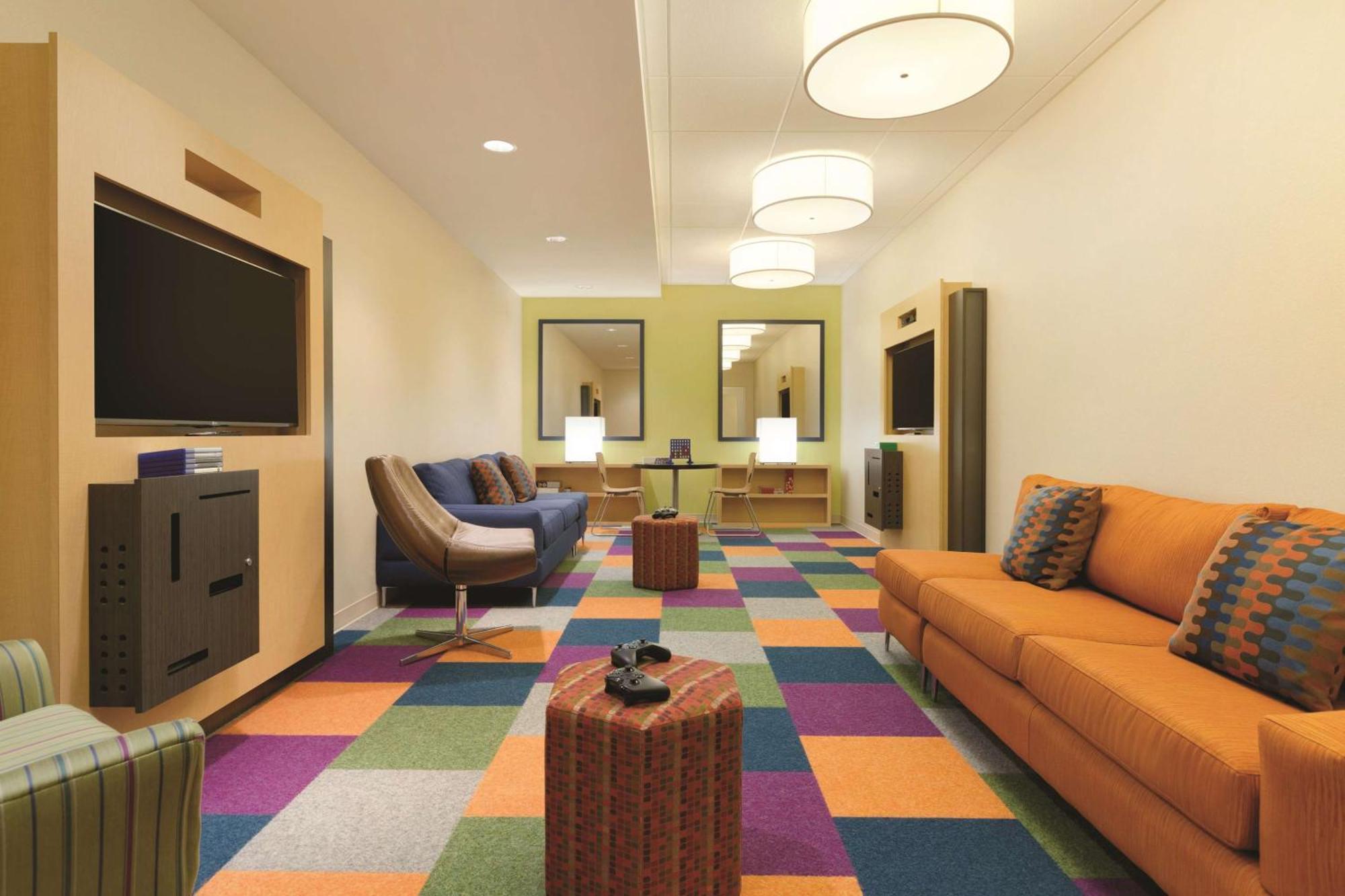 Home2 By Hilton 3*