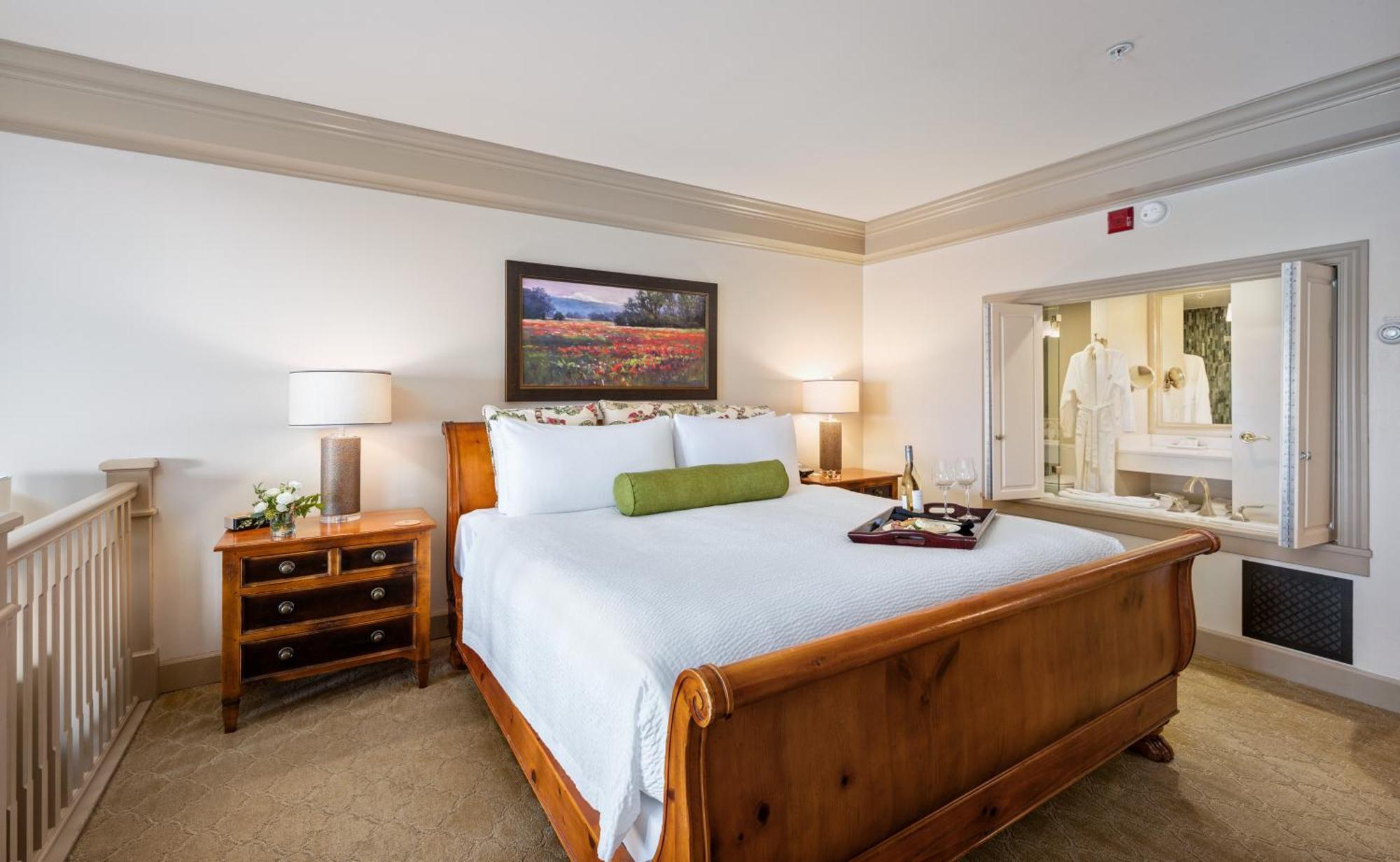 Bellwether On Bay Hotel