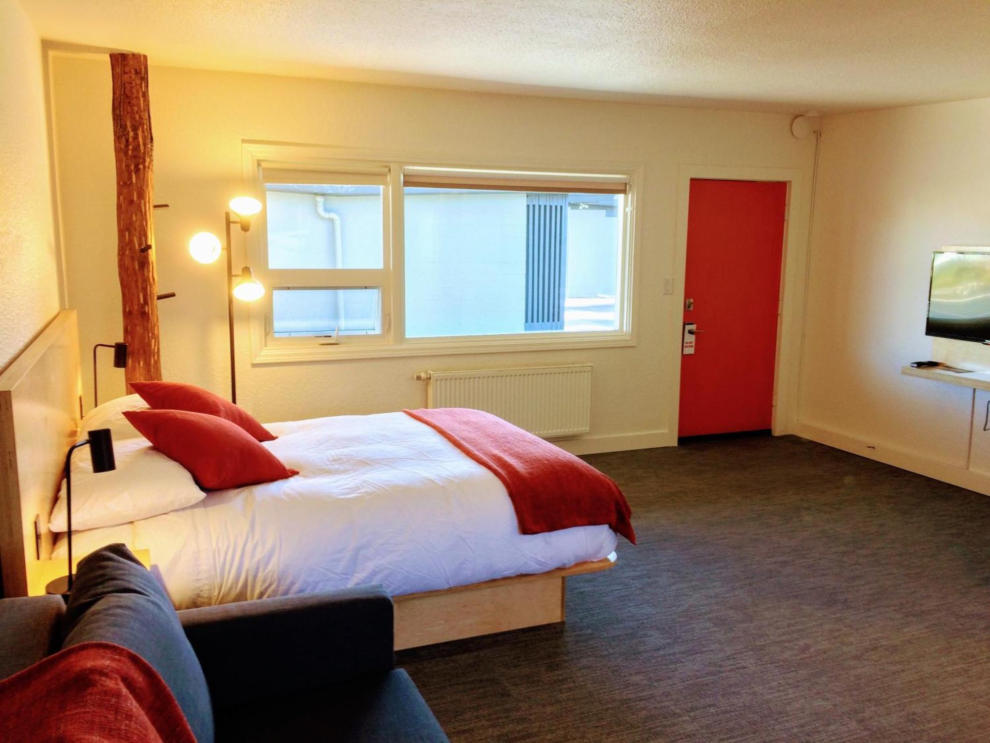 Heliotrope Motel 2*