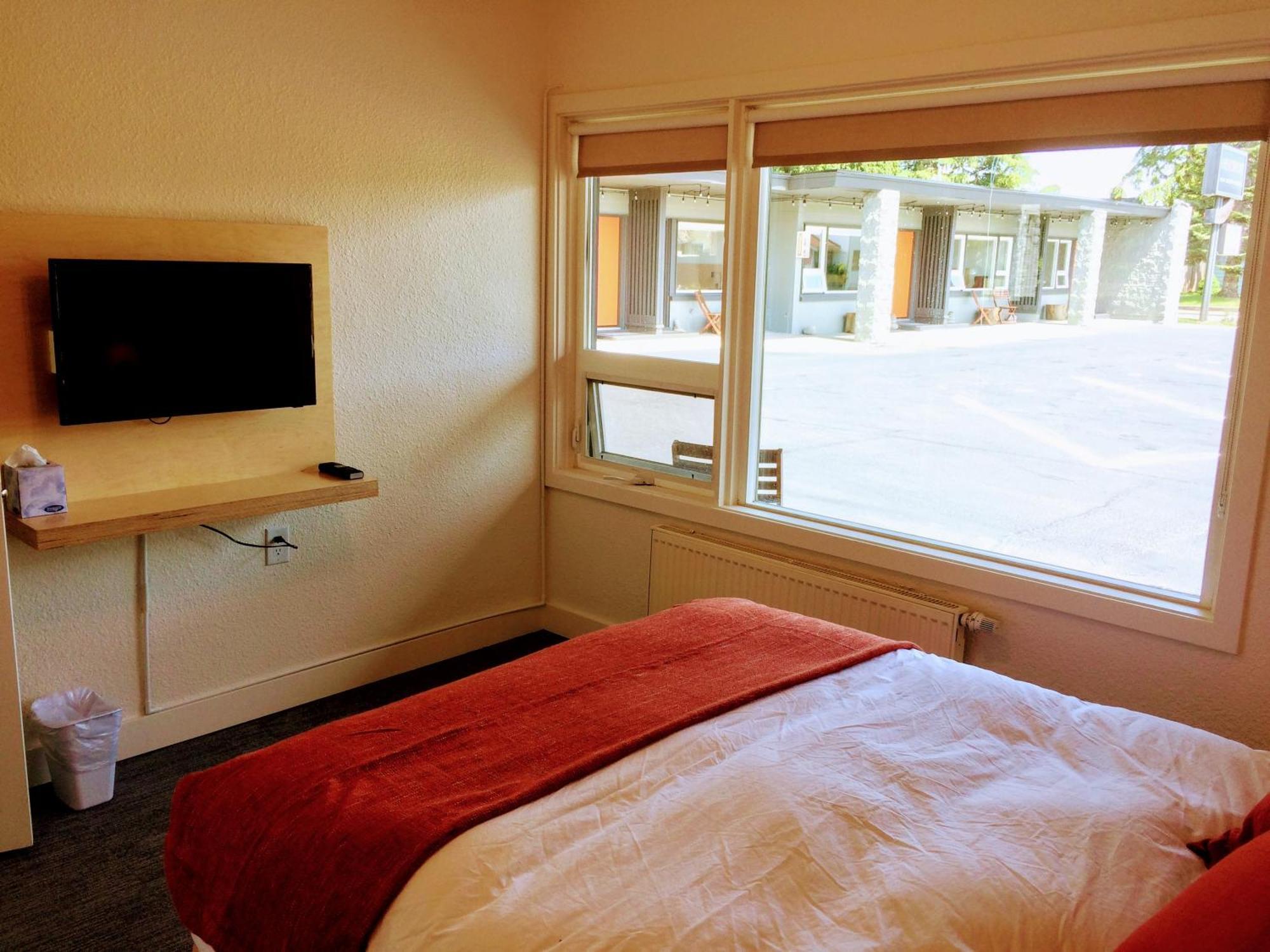 Heliotrope Motel Bellingham
