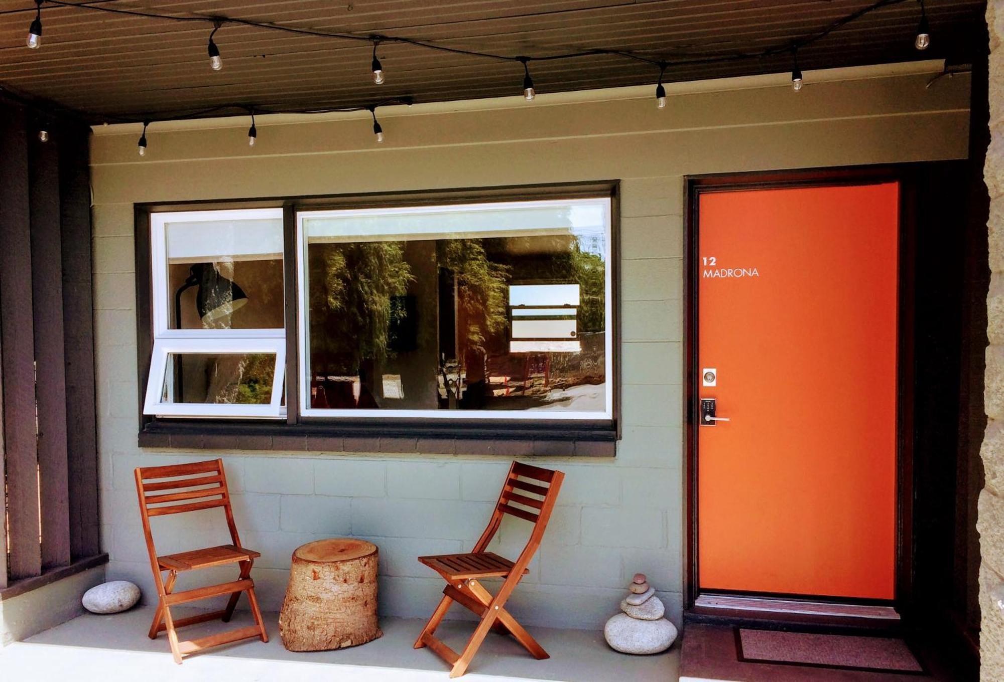 Heliotrope Motel 2*