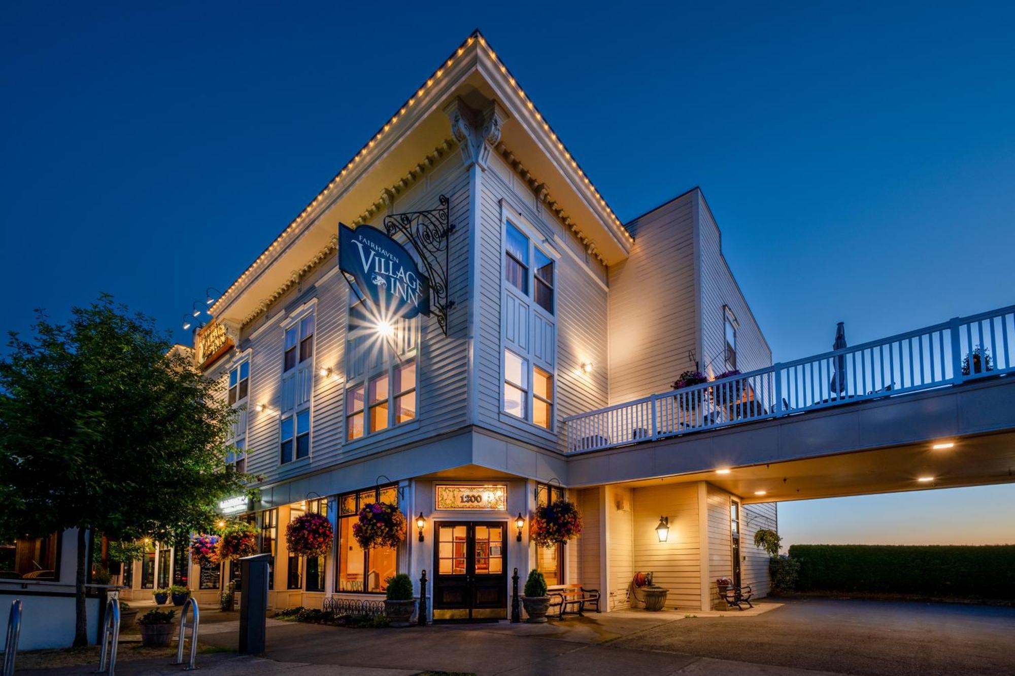 Fairhaven Village Hotel