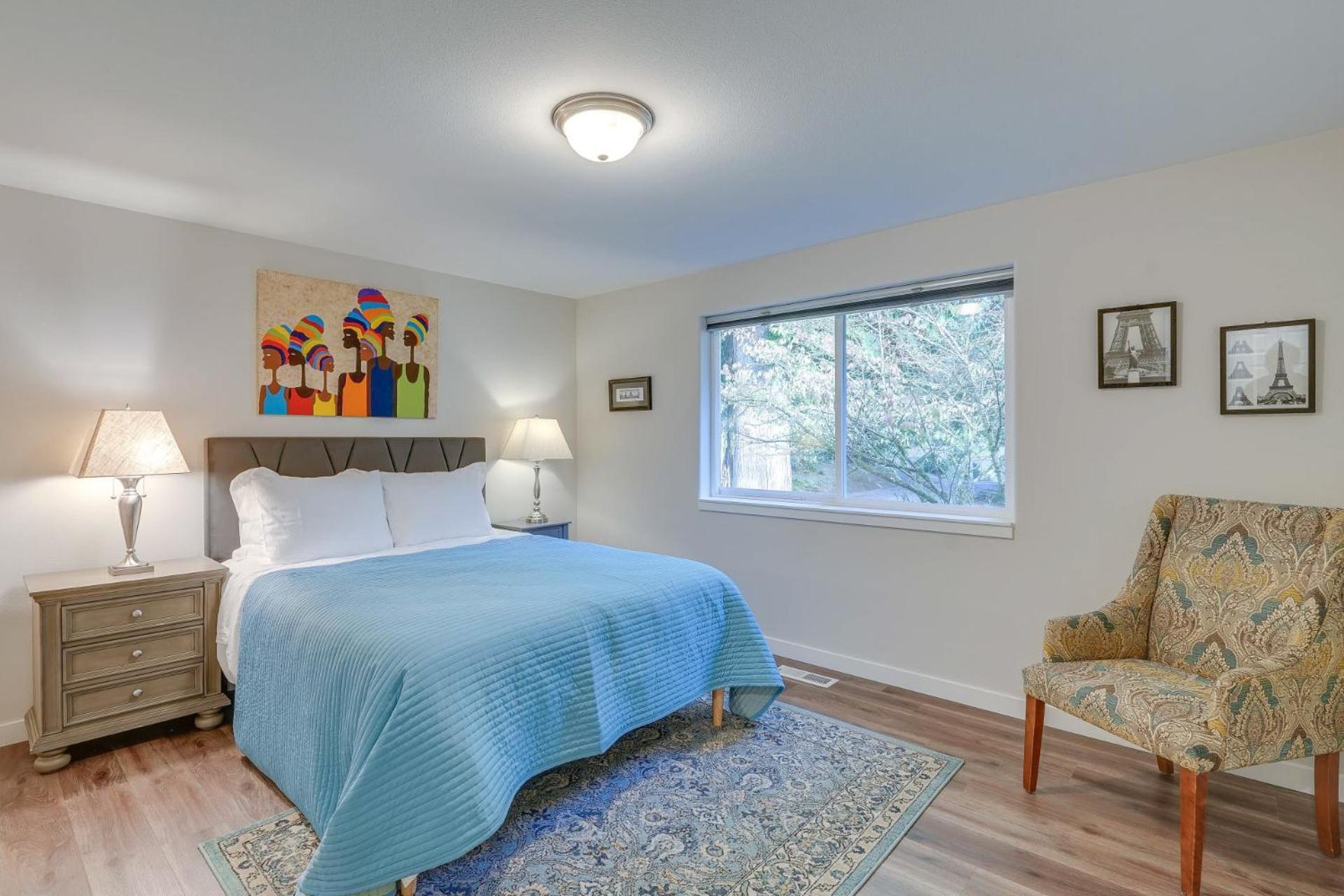 Modern For Work & Play, Access Bellingham