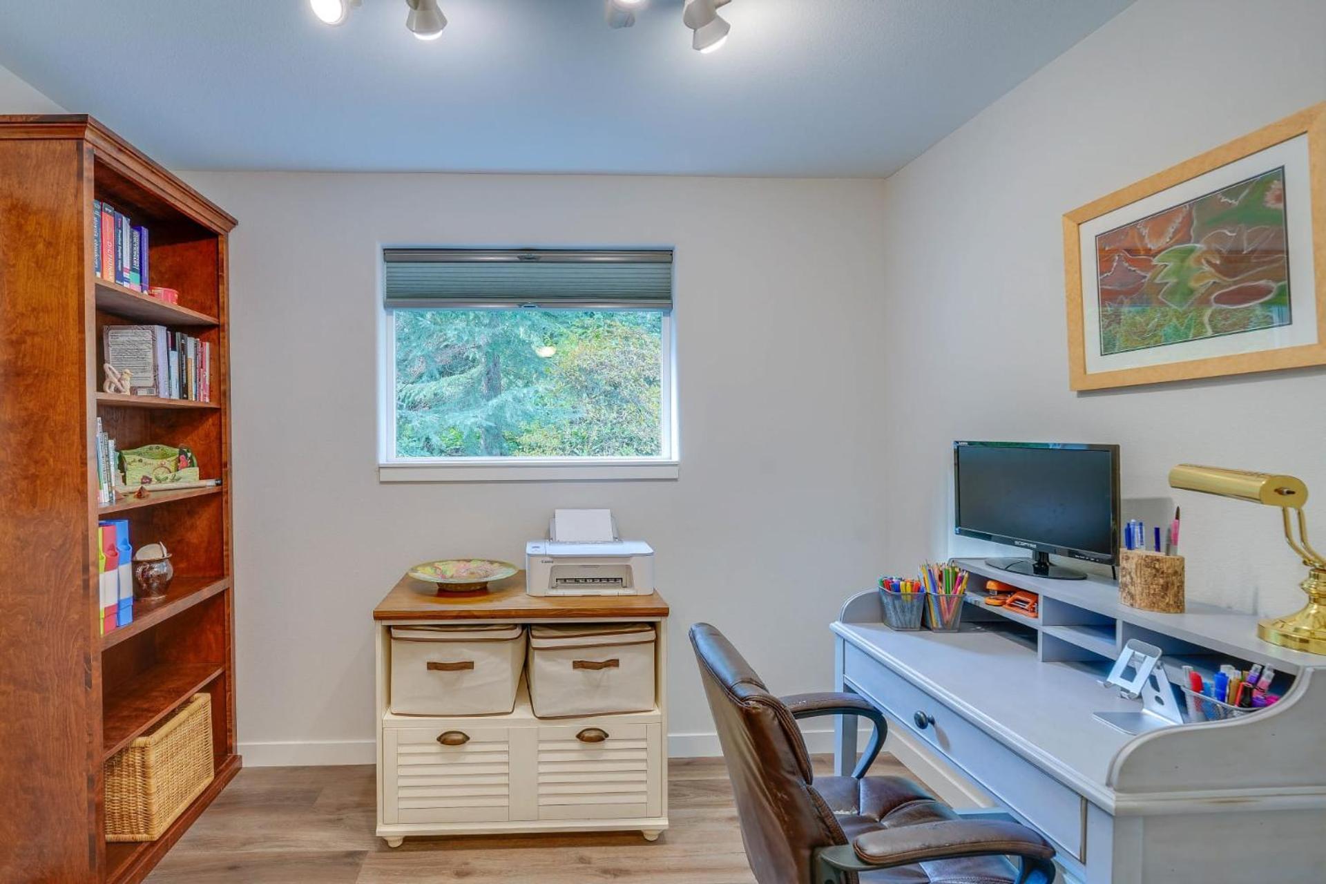 Holiday home Modern For Work & Play, Access