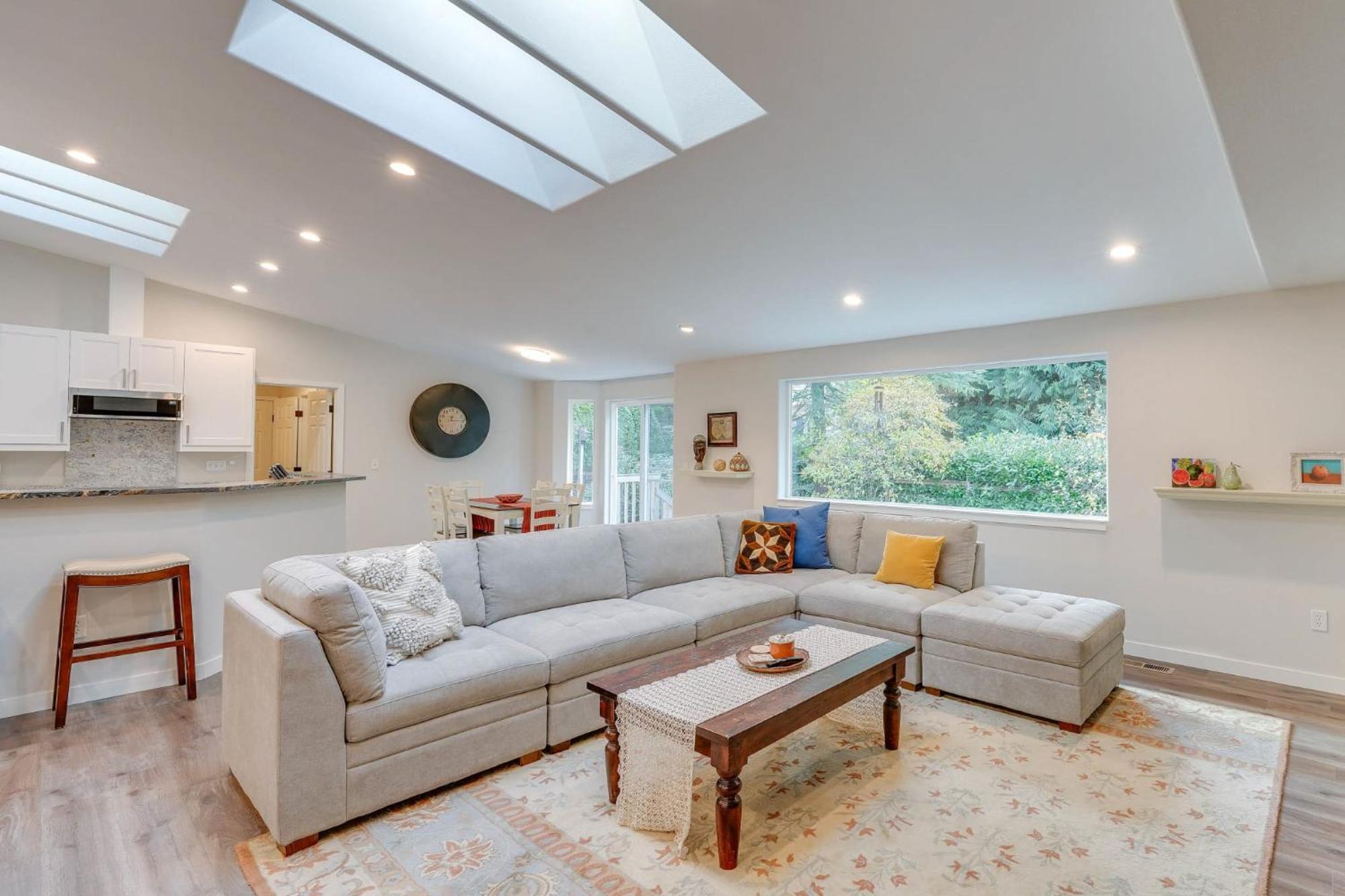 Modern For Work & Play, Access * Bellingham