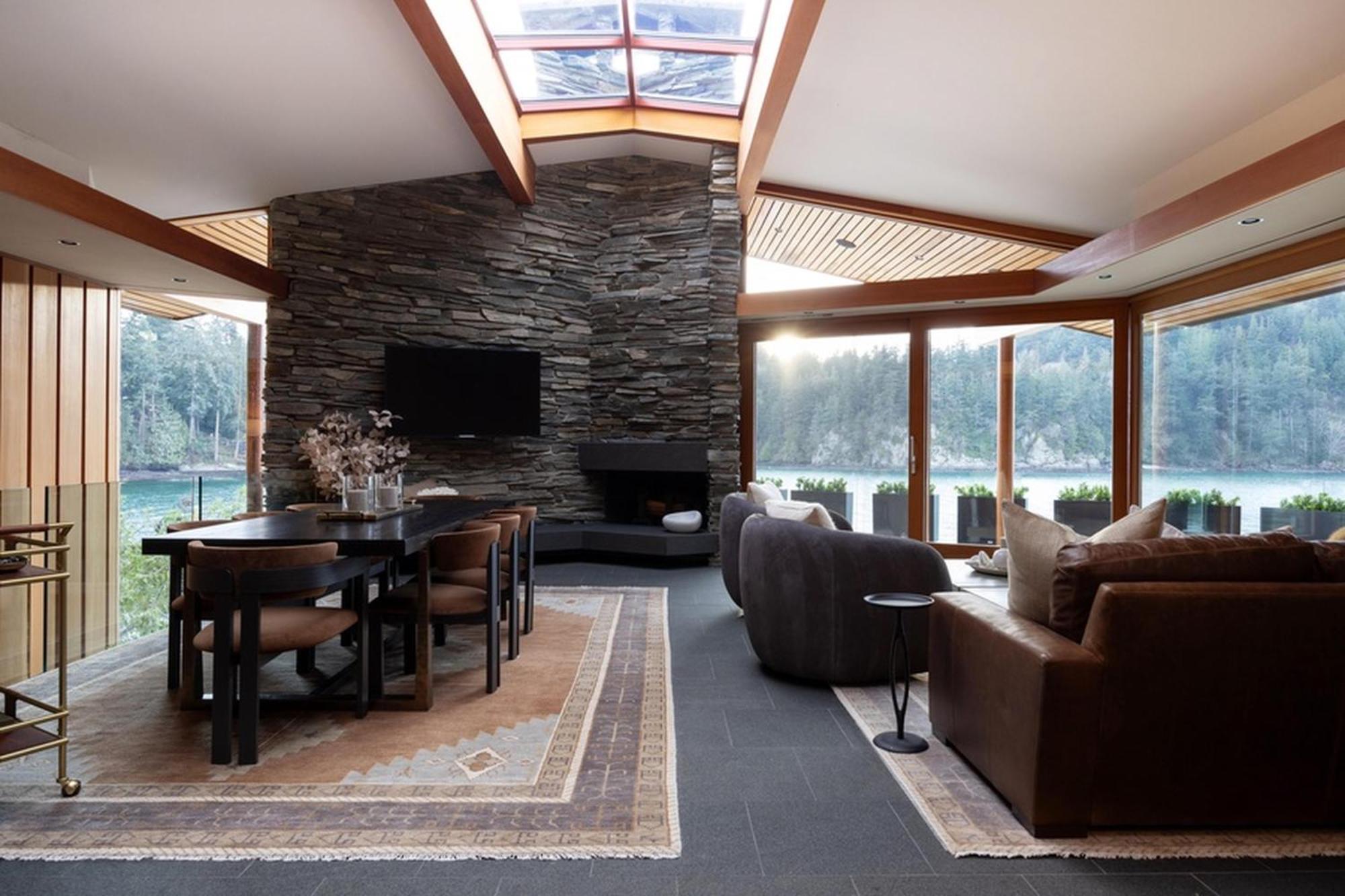 Villa Chuckanut Point Bellingham