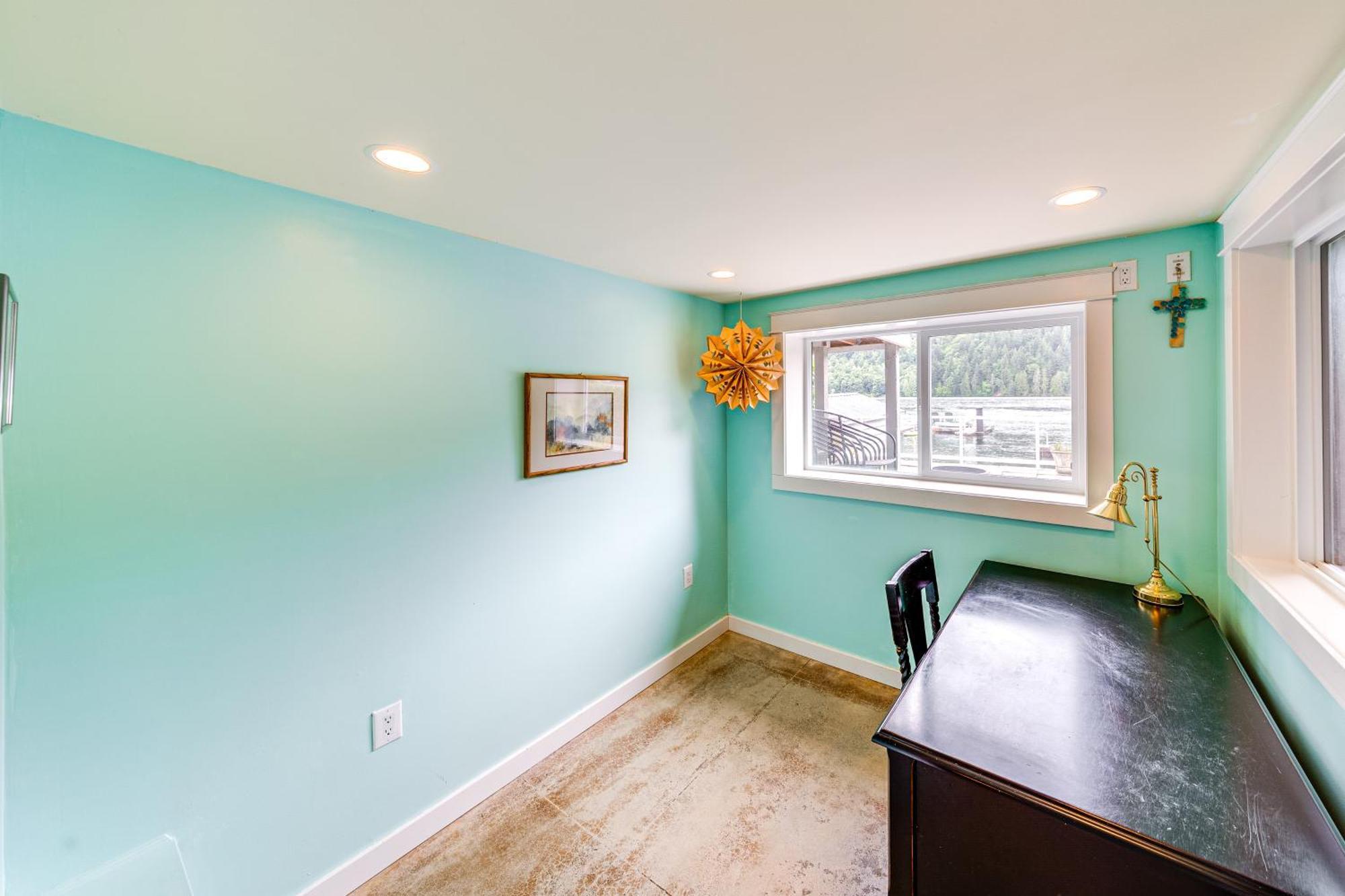 Waterfront On Samish With Hot Tub And Dock! Bellingham