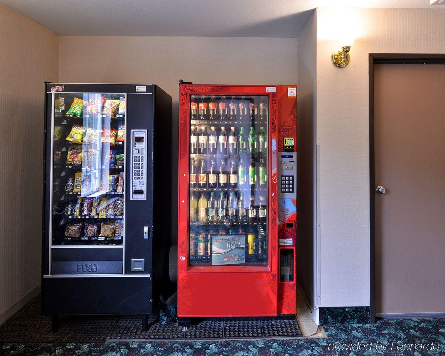 Rodeway Hotel 2*