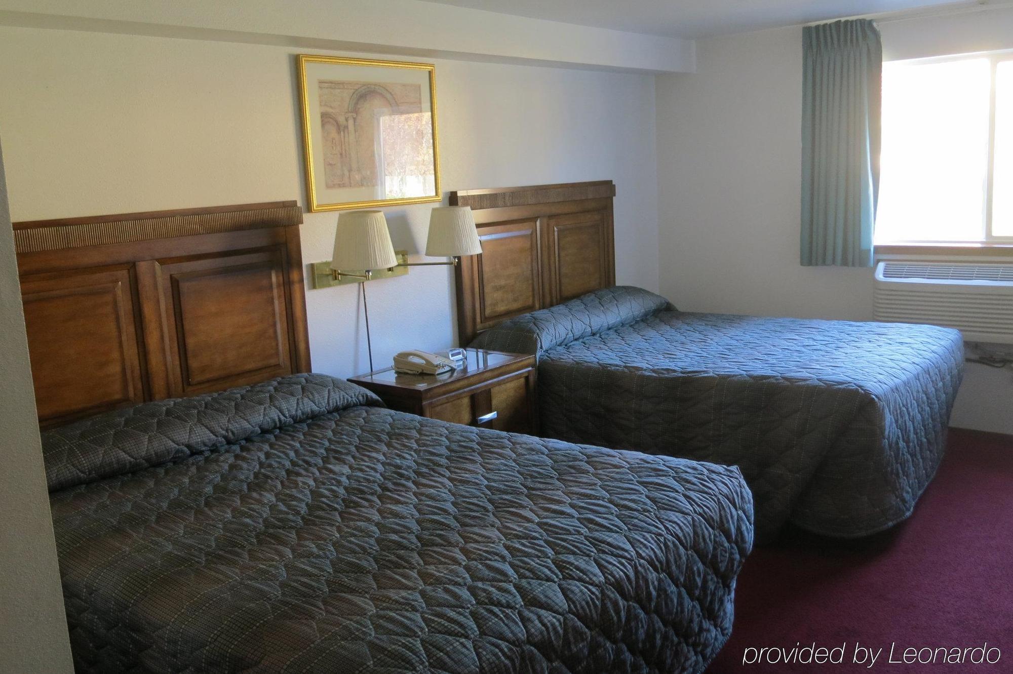 Bay Motel
