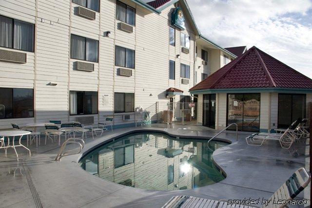 Baymont & By Wyndham Hotel 2*