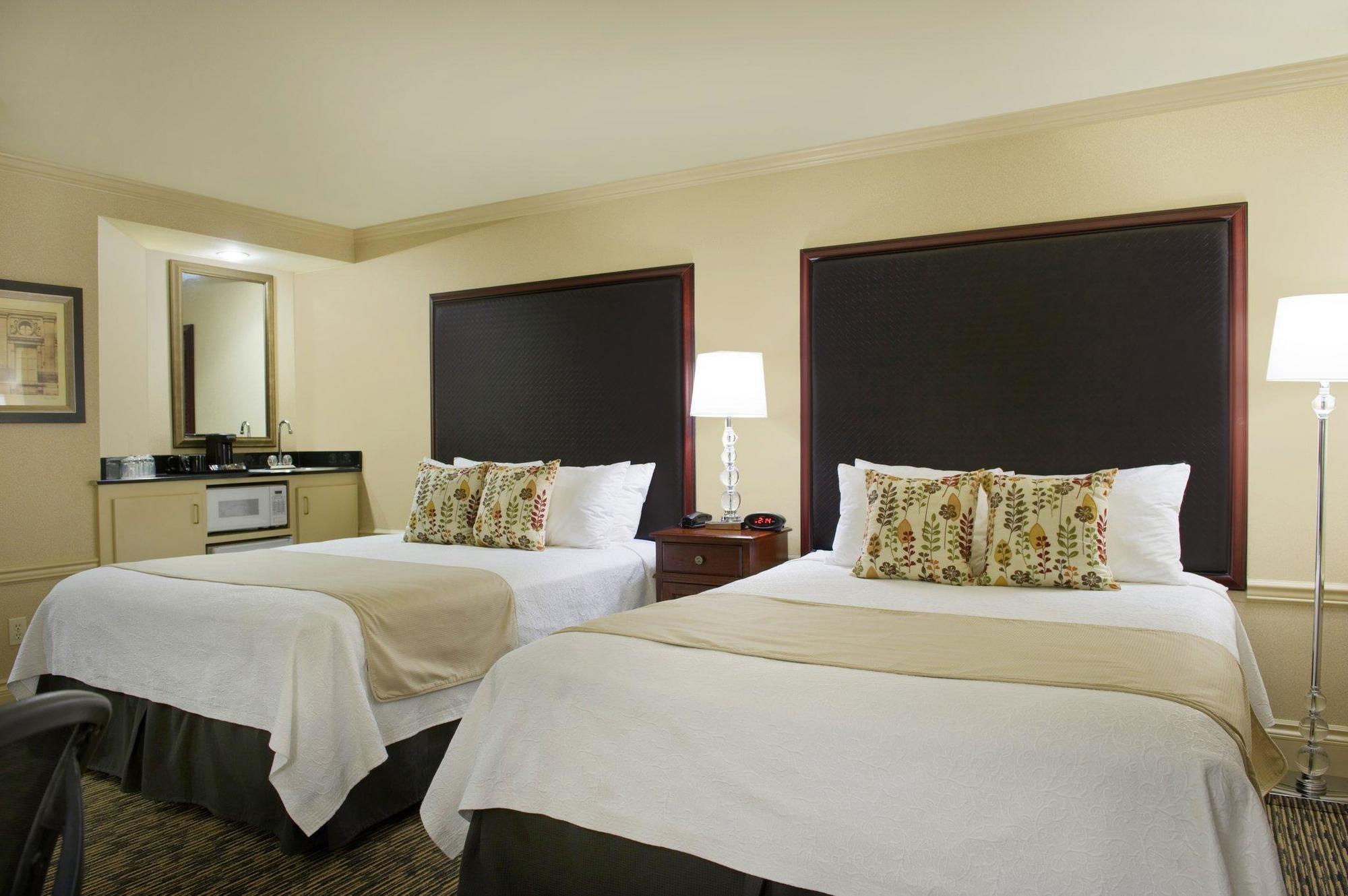 Wingate By Wyndham Heritage Hotel
