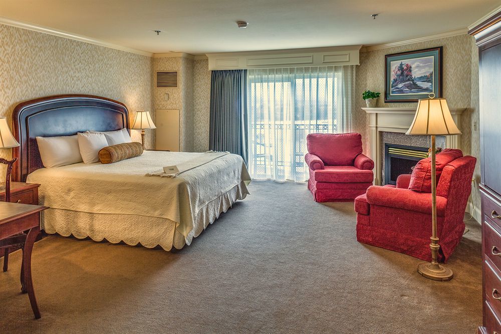 Fairhaven Village 3*