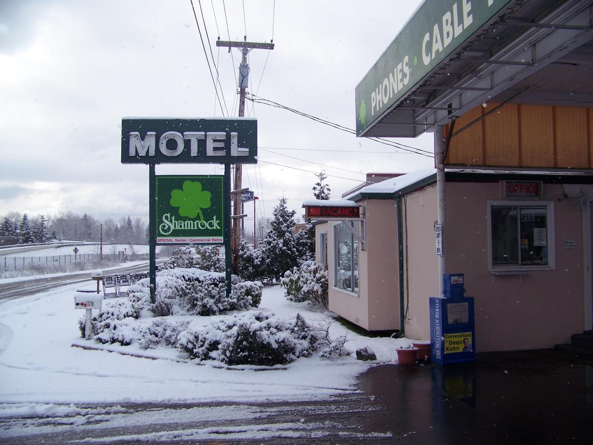 Shamrock Motel 2*