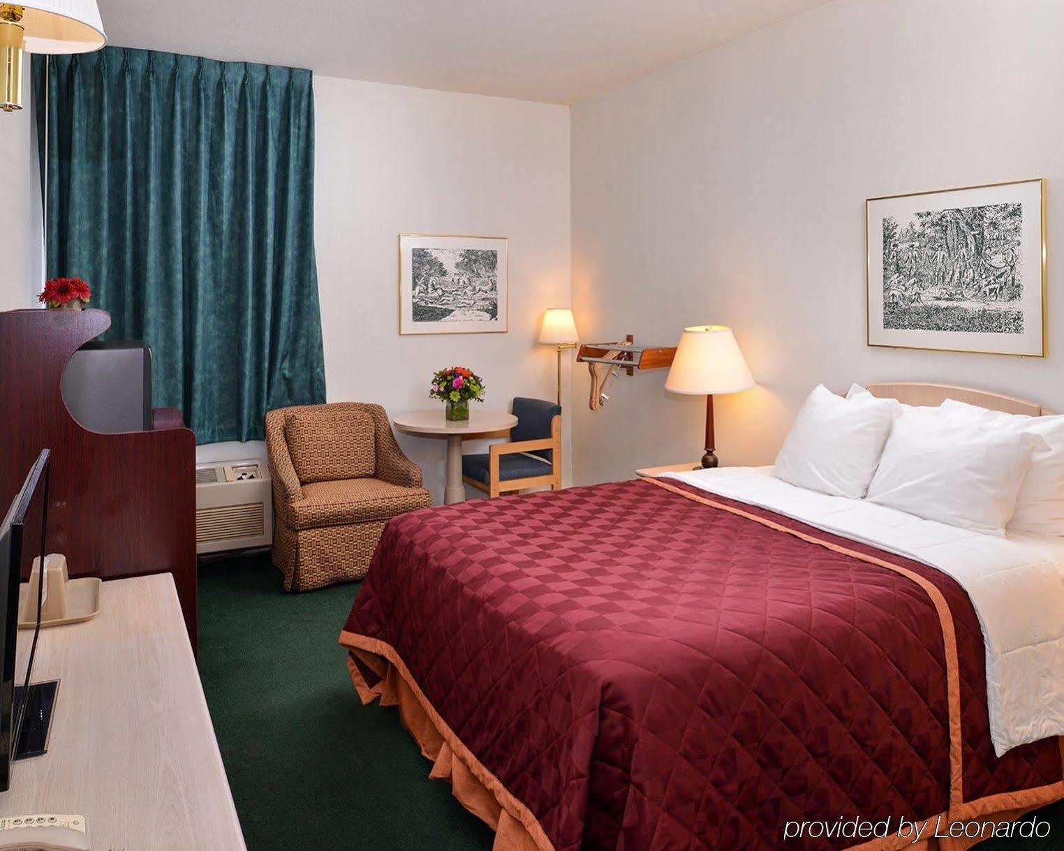 Hotel Rodeway 2*