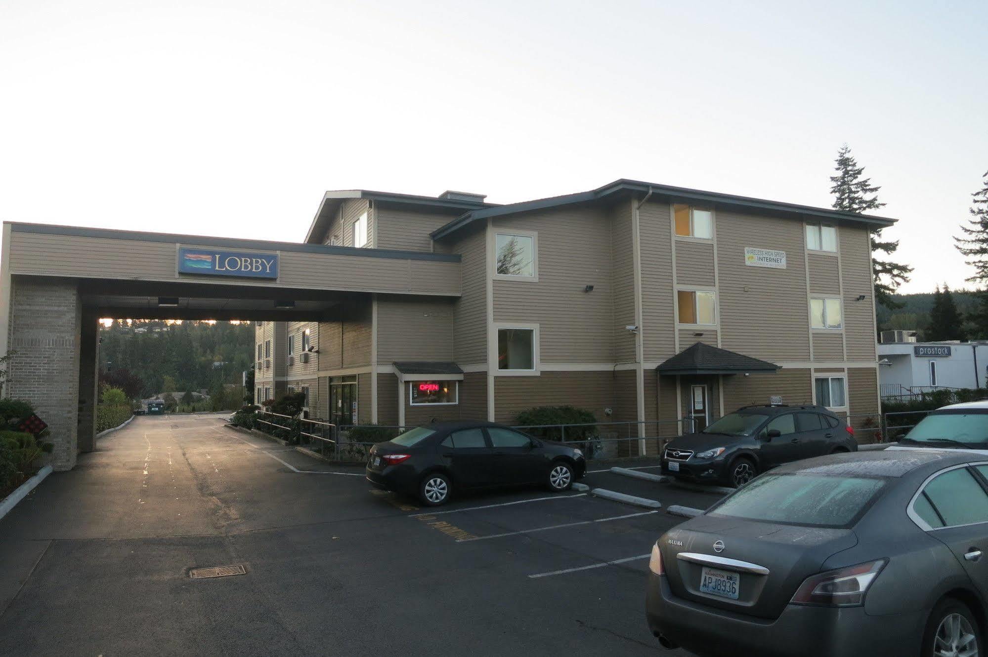 Bay Motel