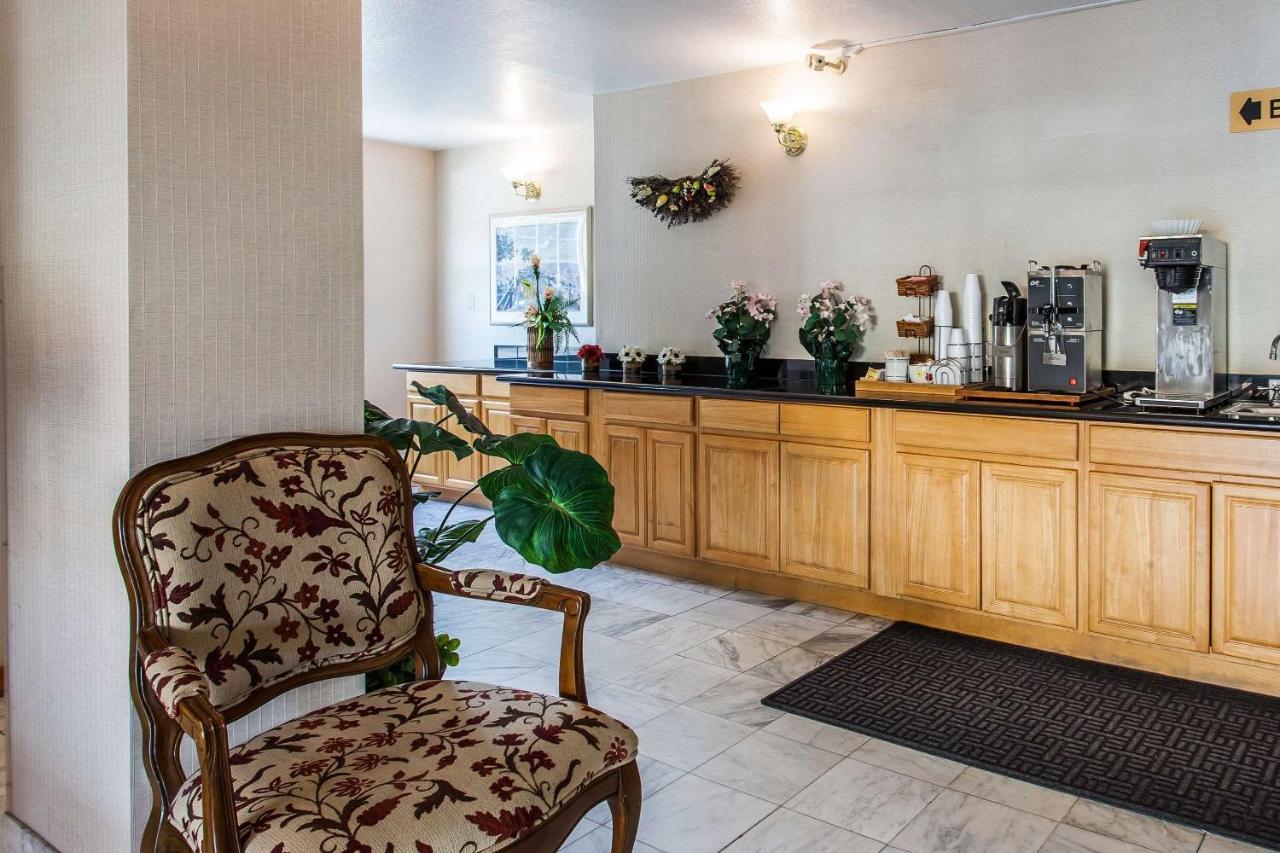 Hotel Rodeway 2*