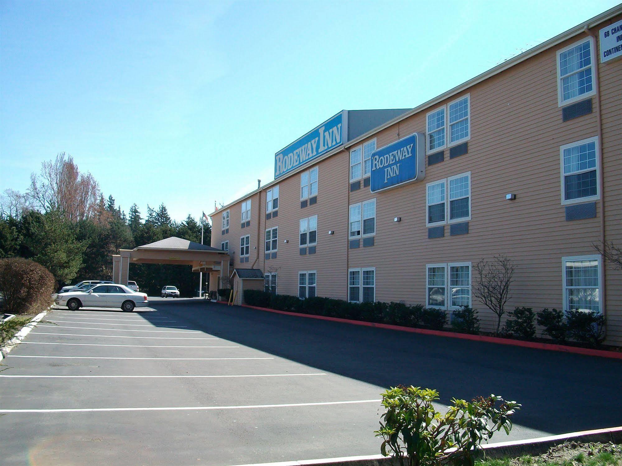 Rodeway Hotel 2*