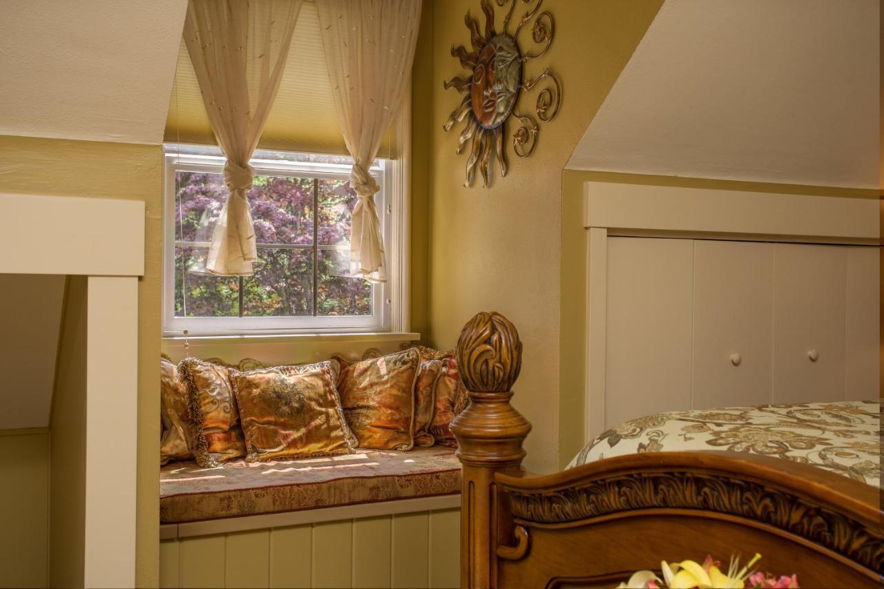 Moon Dance Bed & Breakfast