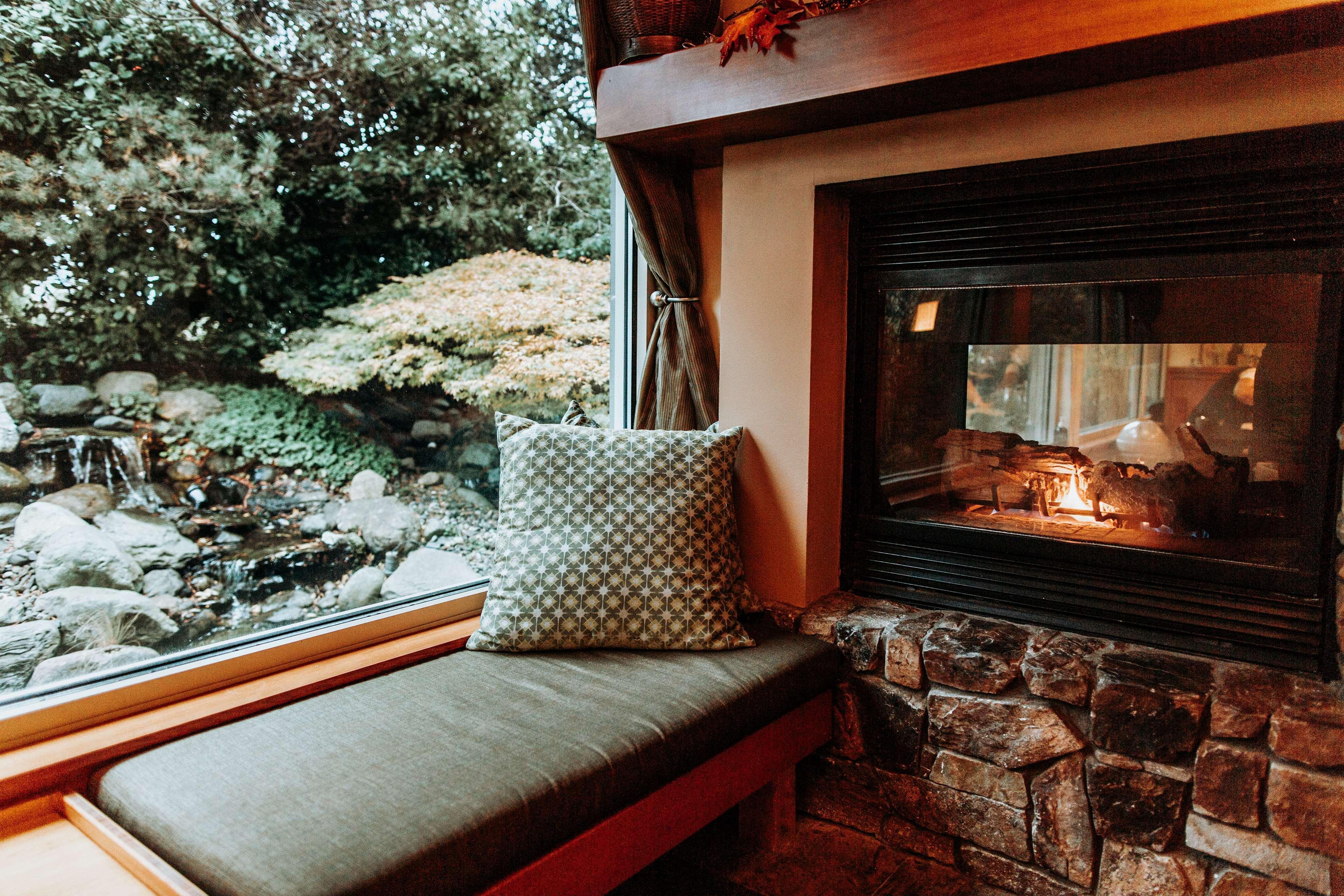 Chrysalis & Bellingham, Curio Collection By Hilton Inn Bellingham