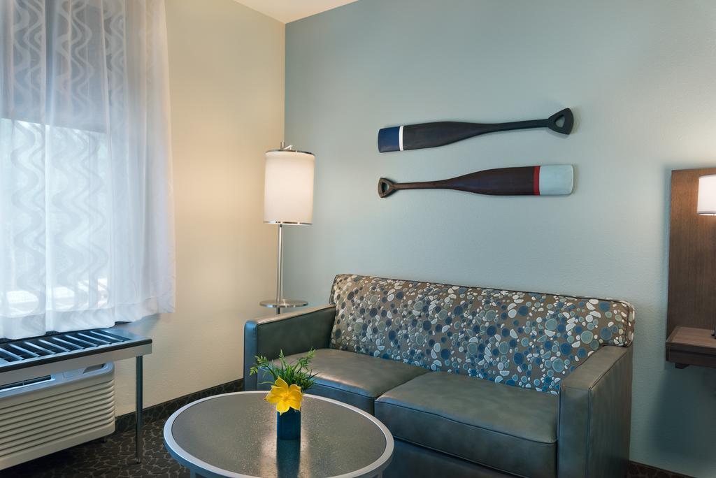 Oxford Hotel 3*