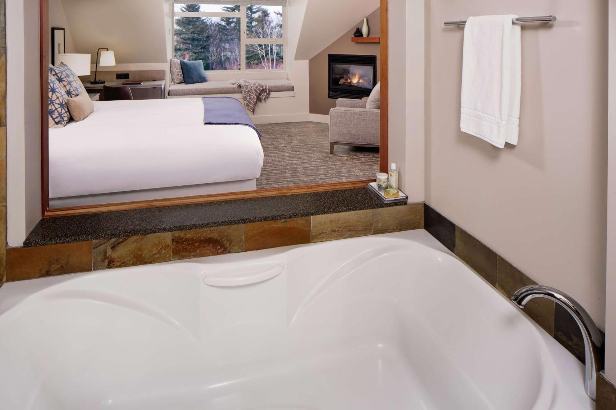 Chrysalis & Bellingham, Curio Collection By Hilton Inn