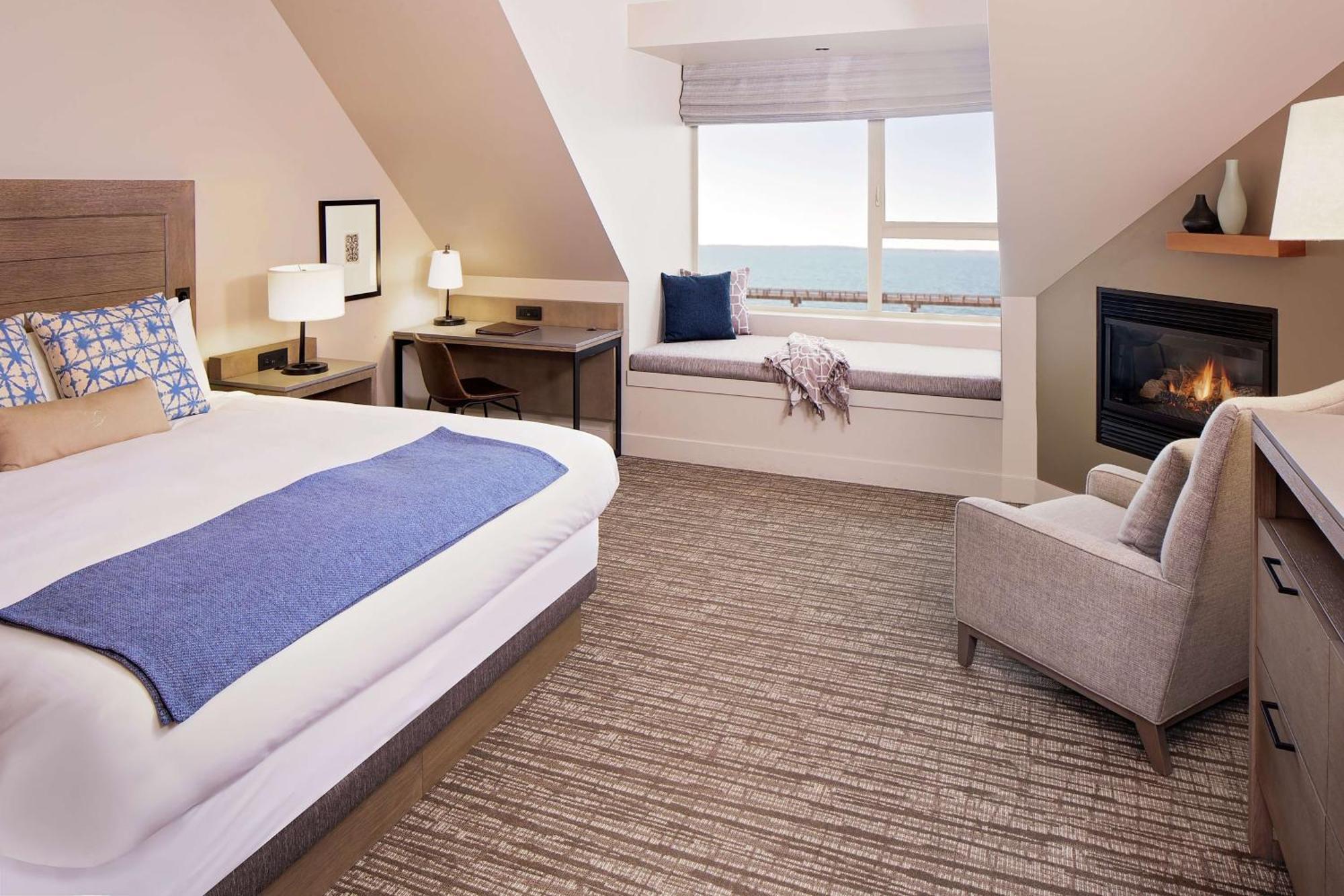 Inn Chrysalis & Bellingham, Curio Collection By Hilton