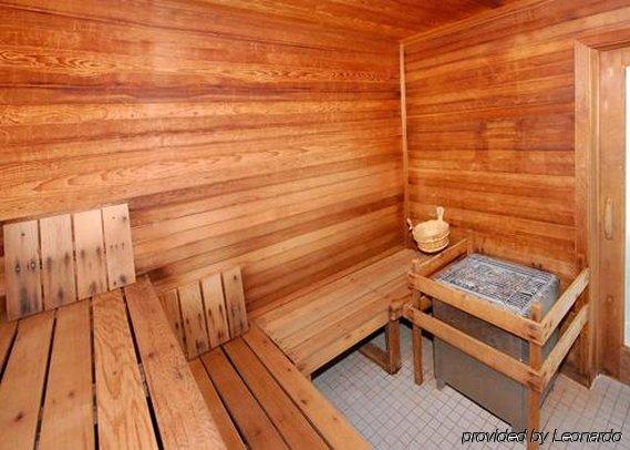 Comfort Inn 3*